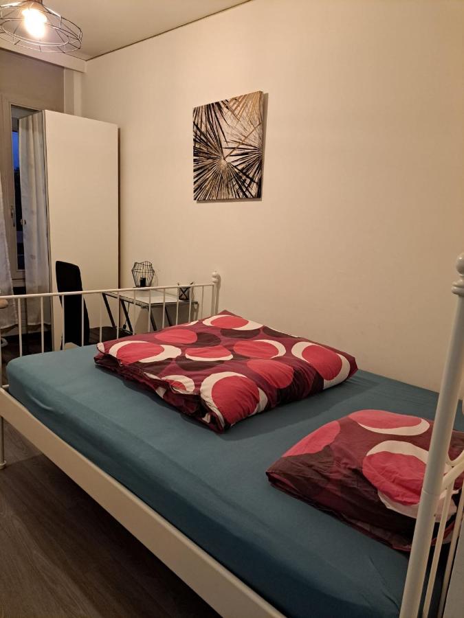 Appartement Chambre chez Habitant près Aéroport - Palexpo - ONU de Genève Extérieur photo